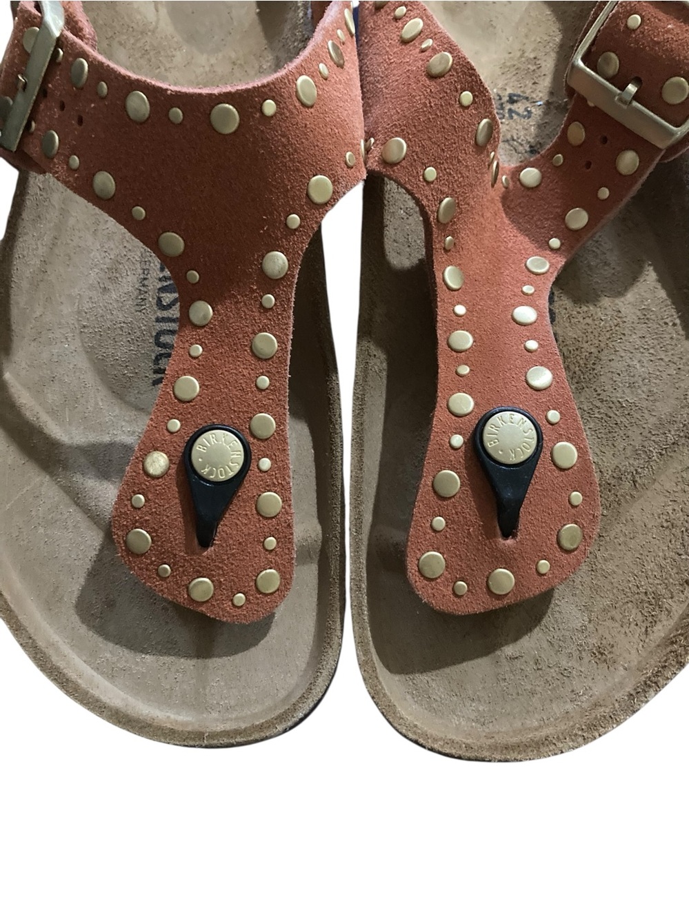 Birkenstock Gizeh Rivet Studded Thong Sandals In Dark Rust Size 42 - Picture 3 of 13